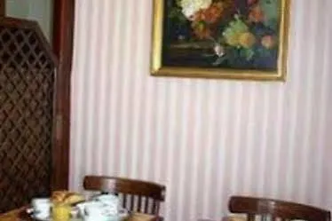 Hotel De La Vallee パリ
